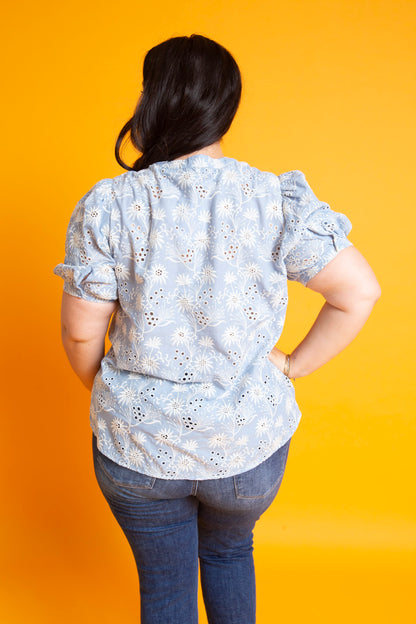 Eloisa Embroidered Top | Curvy