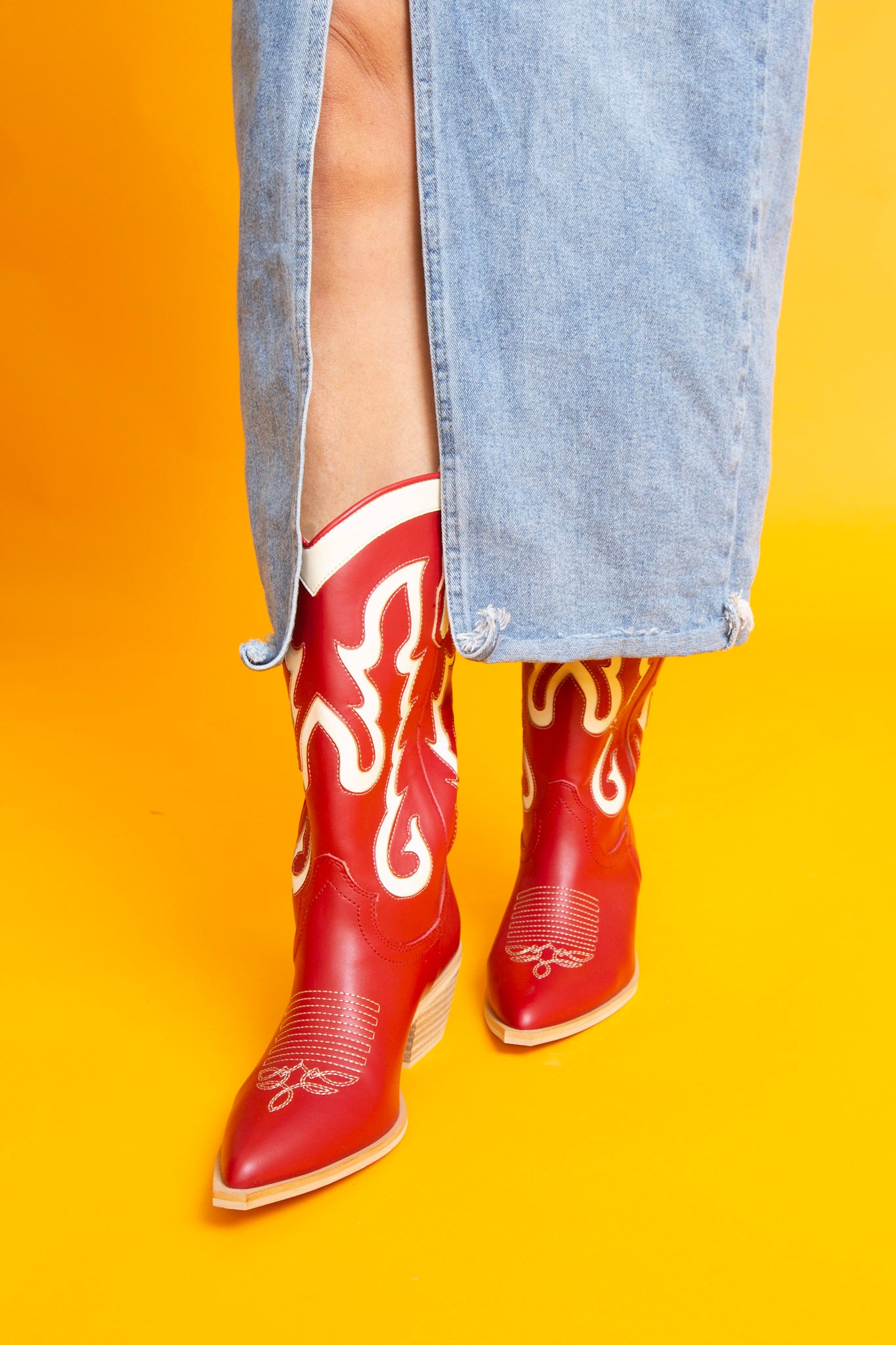 SHU SHOP | Yaya Dark Red Boots