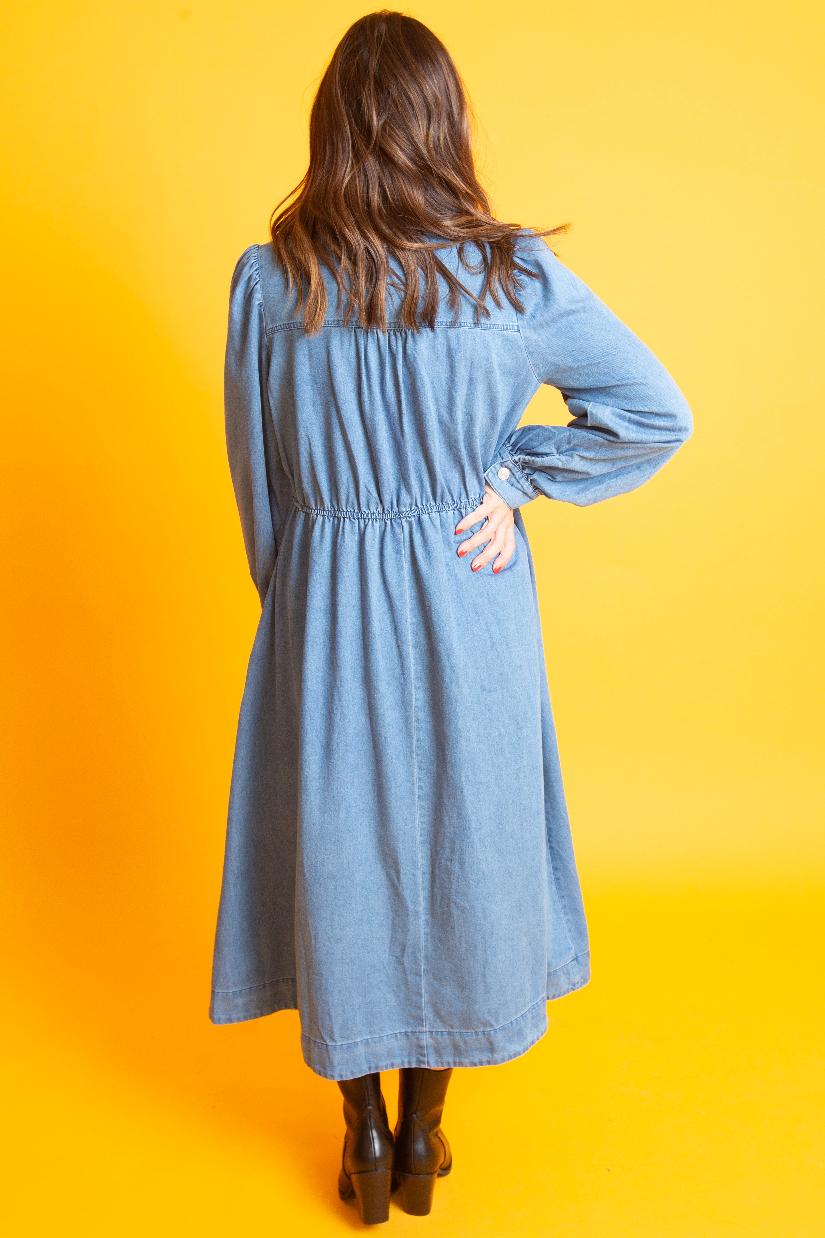 Casual Chic Denim Midi dress