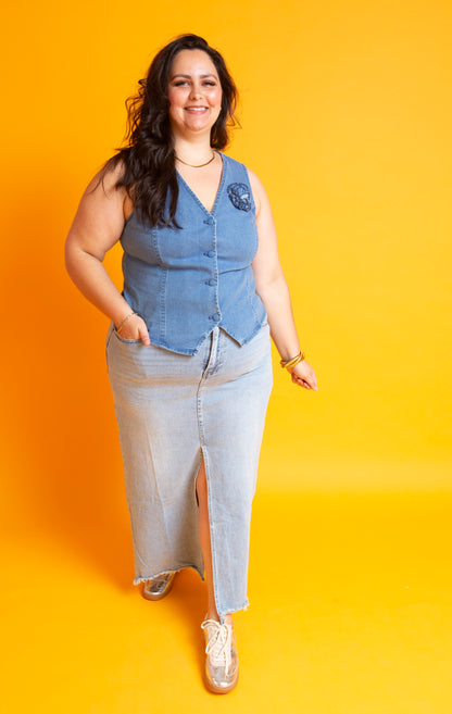 The Daphne Denim Midi Skirt | Curvy