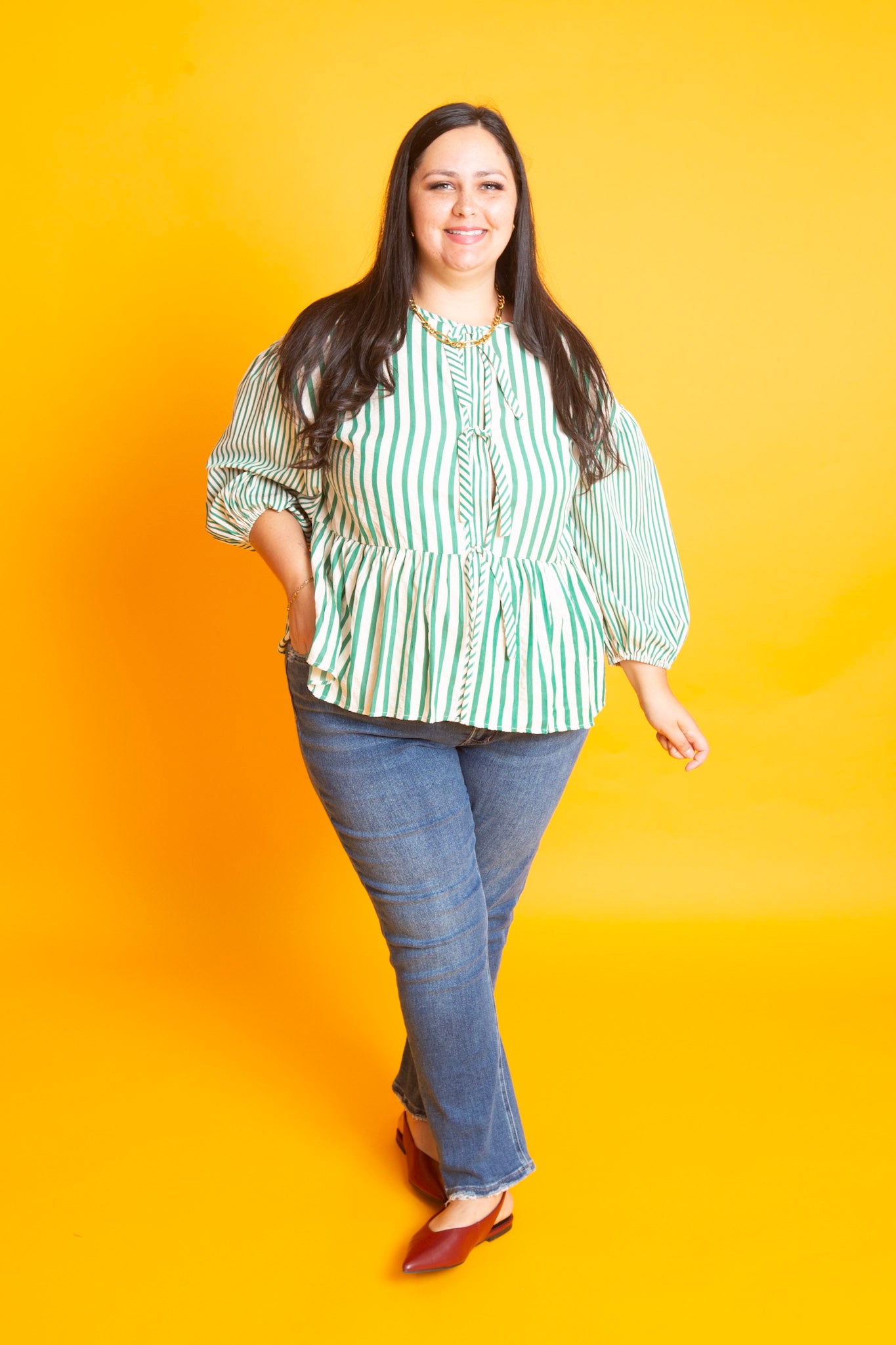 Elizabeth Bow Striped Bow Top | Curvy