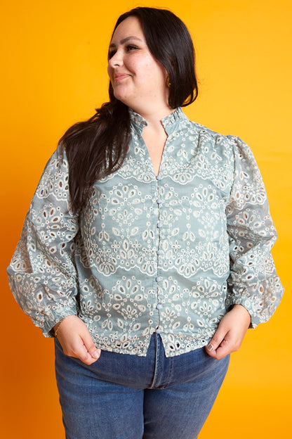 Sage Romance Top | Curvy